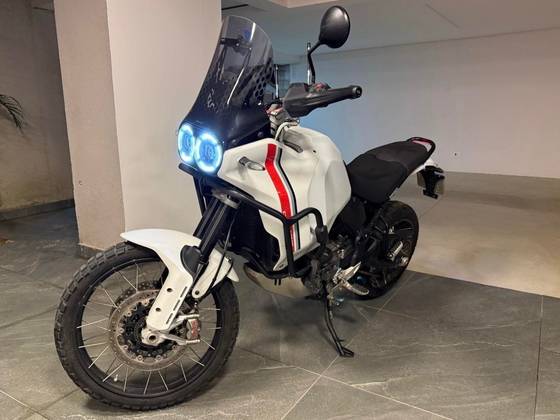 DUCATI DESERT X DUCATI DESERT X